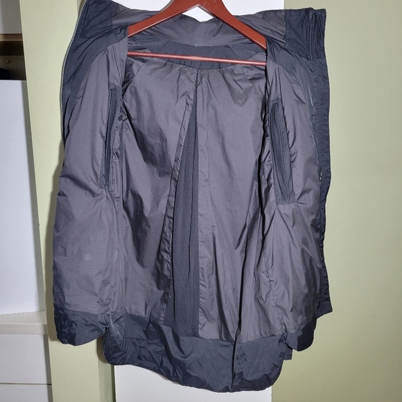 Lululemon Fo Drizzle waterproof rain jacket zipper along back black XS small - Picture 10 of 11